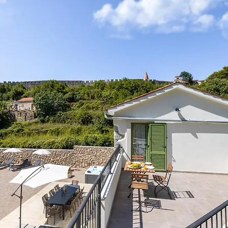 Villa Hidden House Porta Krk Town