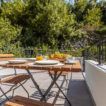 Hidden House Porta Villa *