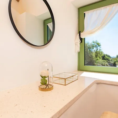 Hidden House Porta Villa *