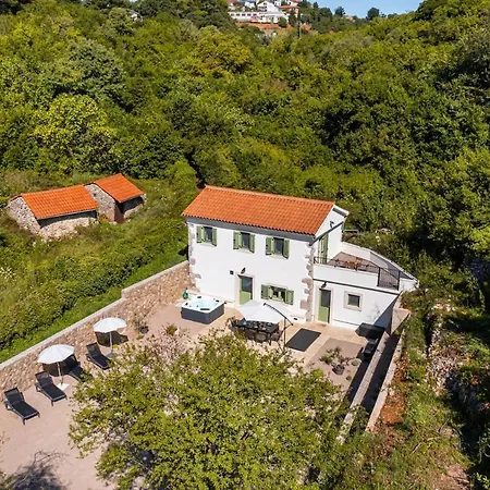 Villa Hidden House Porta *