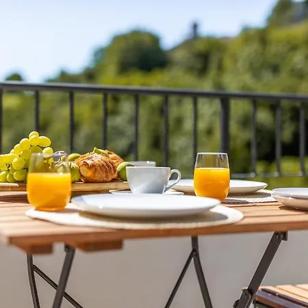 Hidden House Porta